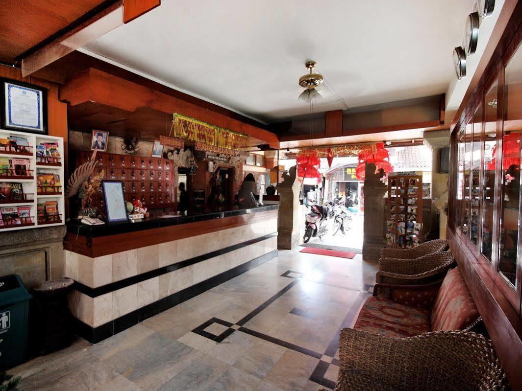 Rosani Hotel Kuta Lombok Exterior foto