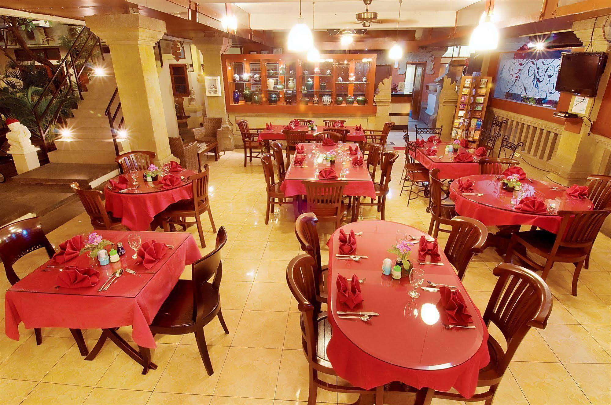 Rosani Hotel Kuta Lombok Exterior foto